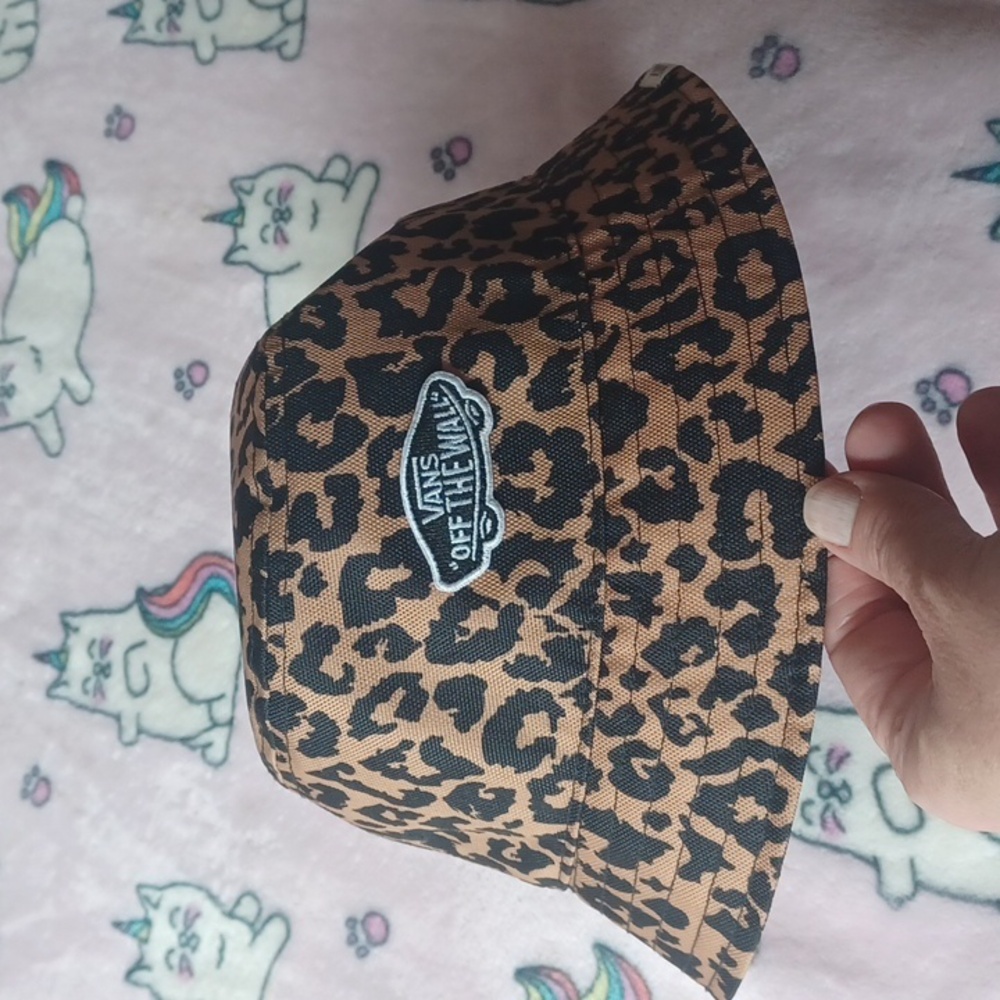 Vans Leopard Print Bucket Hat - Small